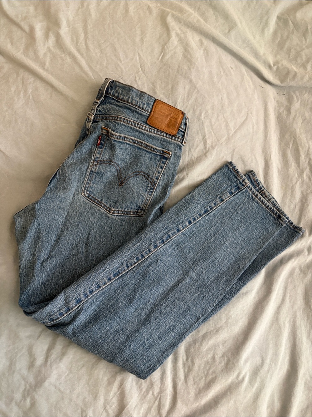 Levi’s Classic Light Blue Women’s Straight-Leg Jeans